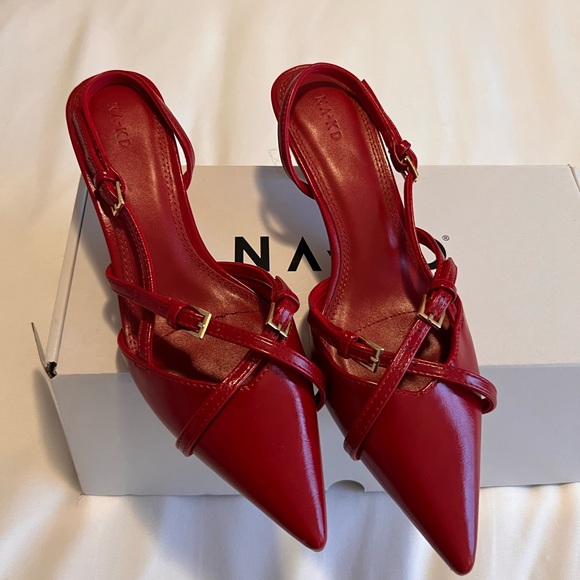 NWT Na-Kd Red Slingback Kitten Heels - Picture 3 of 5